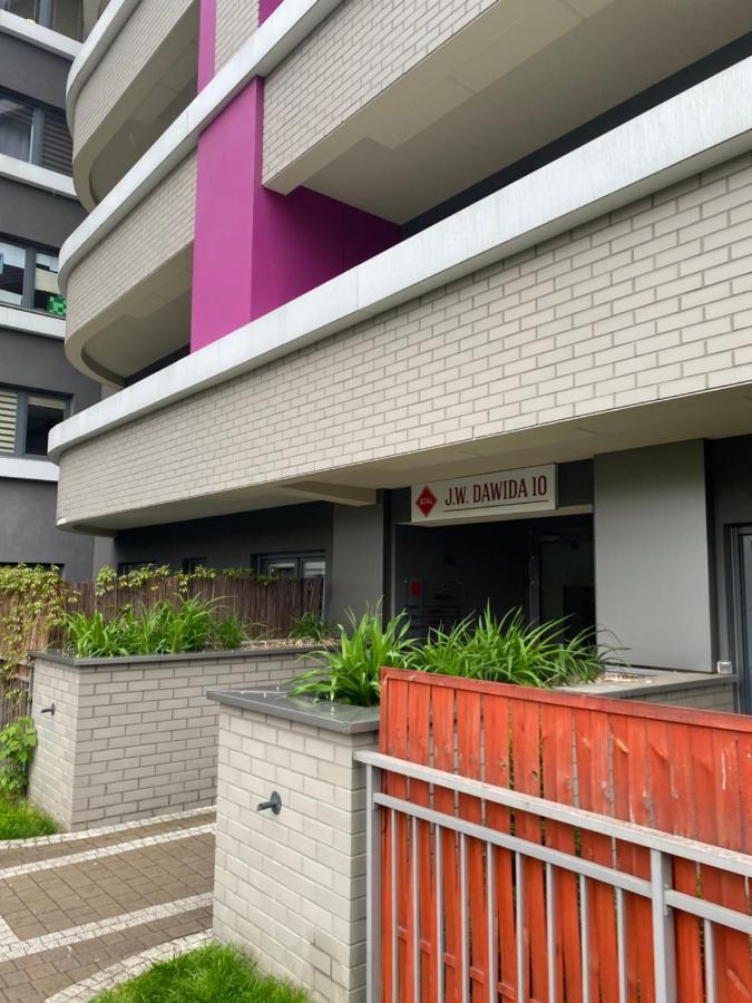 Dyrekcyjna Apartment فروتسواف المظهر الخارجي الصورة